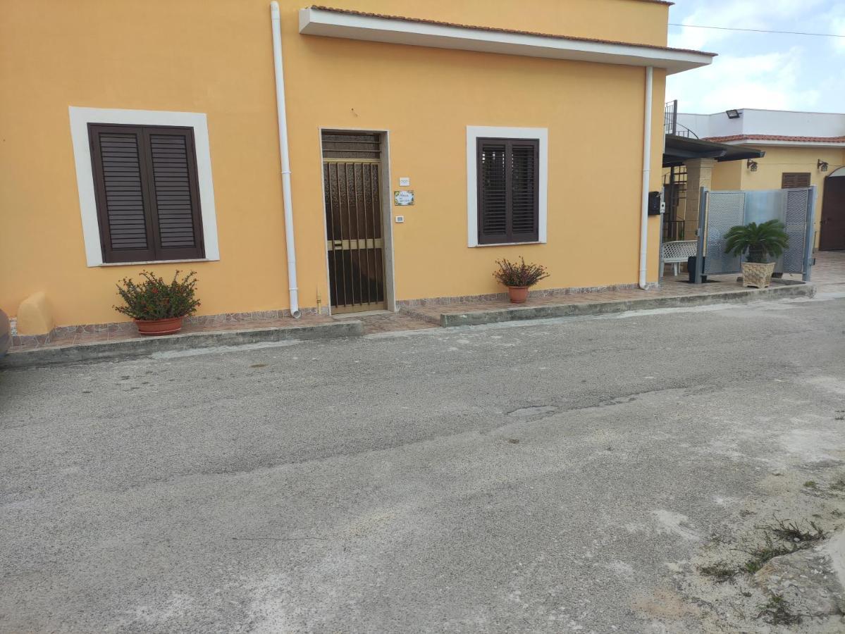 Casa Vacanze Nonna Tuzza Marsala Exterior photo
