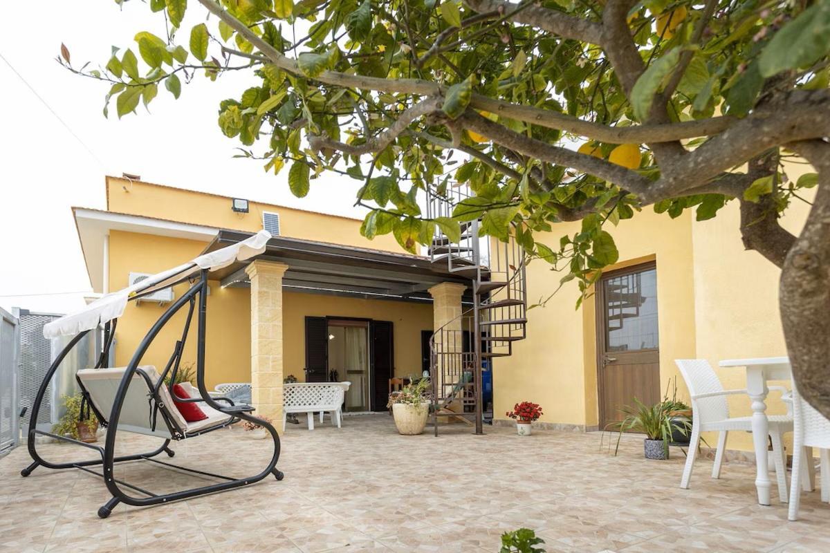 Casa Vacanze Nonna Tuzza Marsala Exterior photo